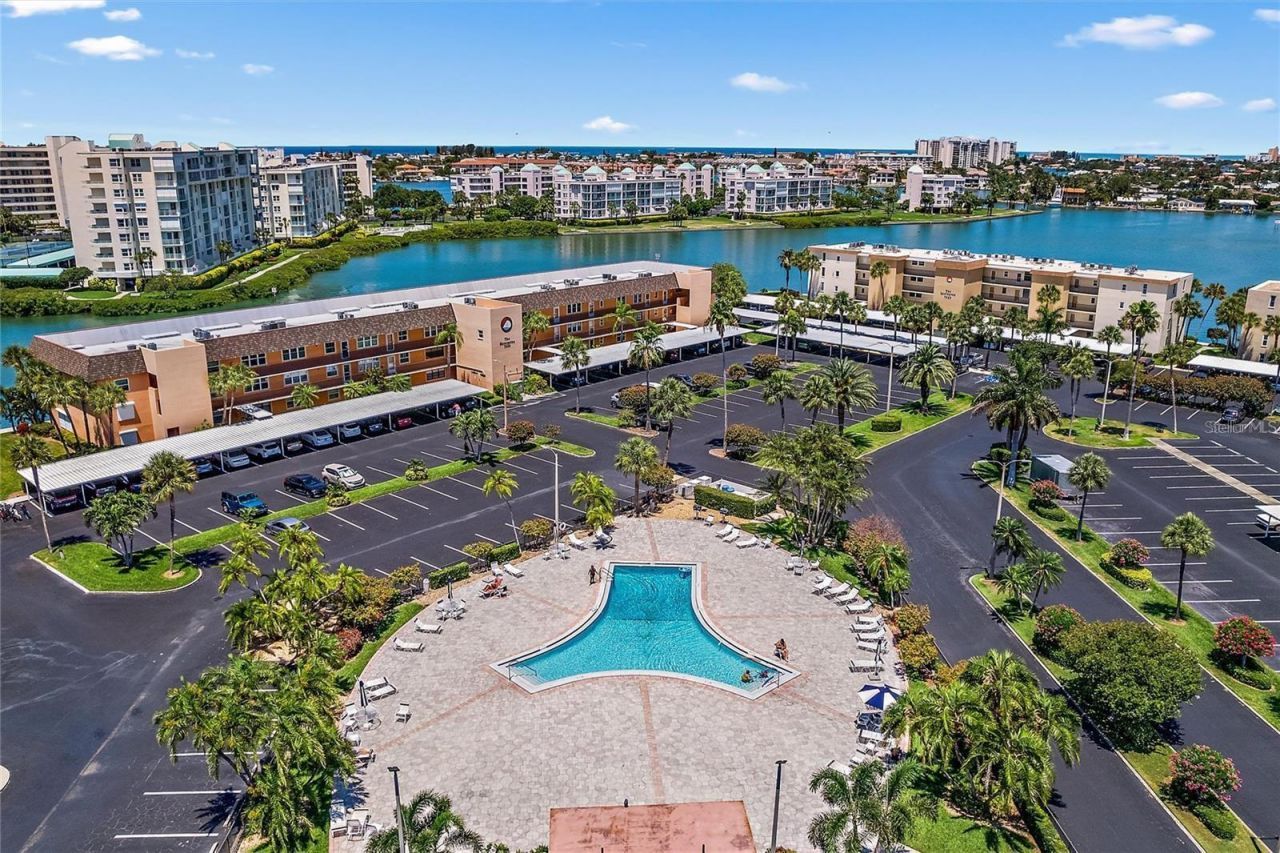7910 Sun Island Drive S, Unit 203, South Pasadena, FL 33707 Photo
