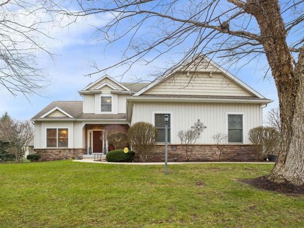 51265 Enchanted Oak Court, South Bend, IN 46628
