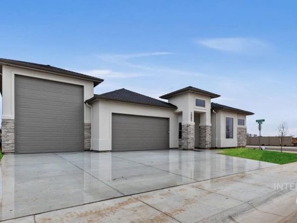 2085 E Blakehurst Ave, Kuna, ID 83634