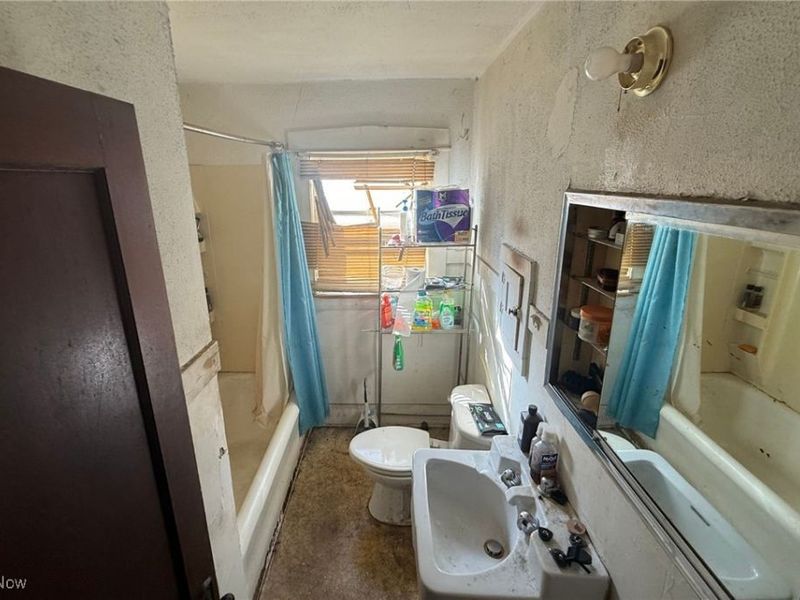 178 E Ravenwood Avenue, Youngstown, OH 44507 Photo 11