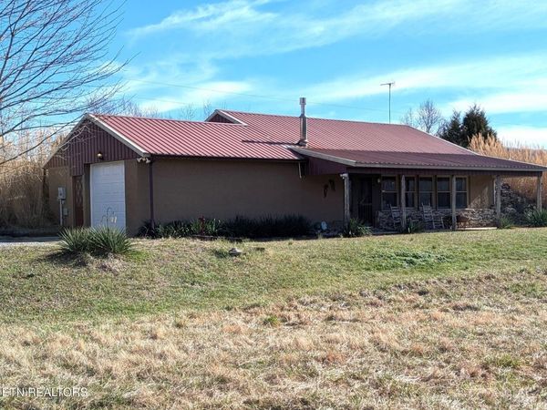 29 Brady Lane, Crossville, TN 38555