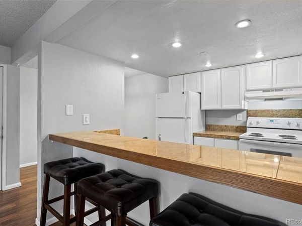 6385 Oak Street, Unit 205, Arvada, CO 80004