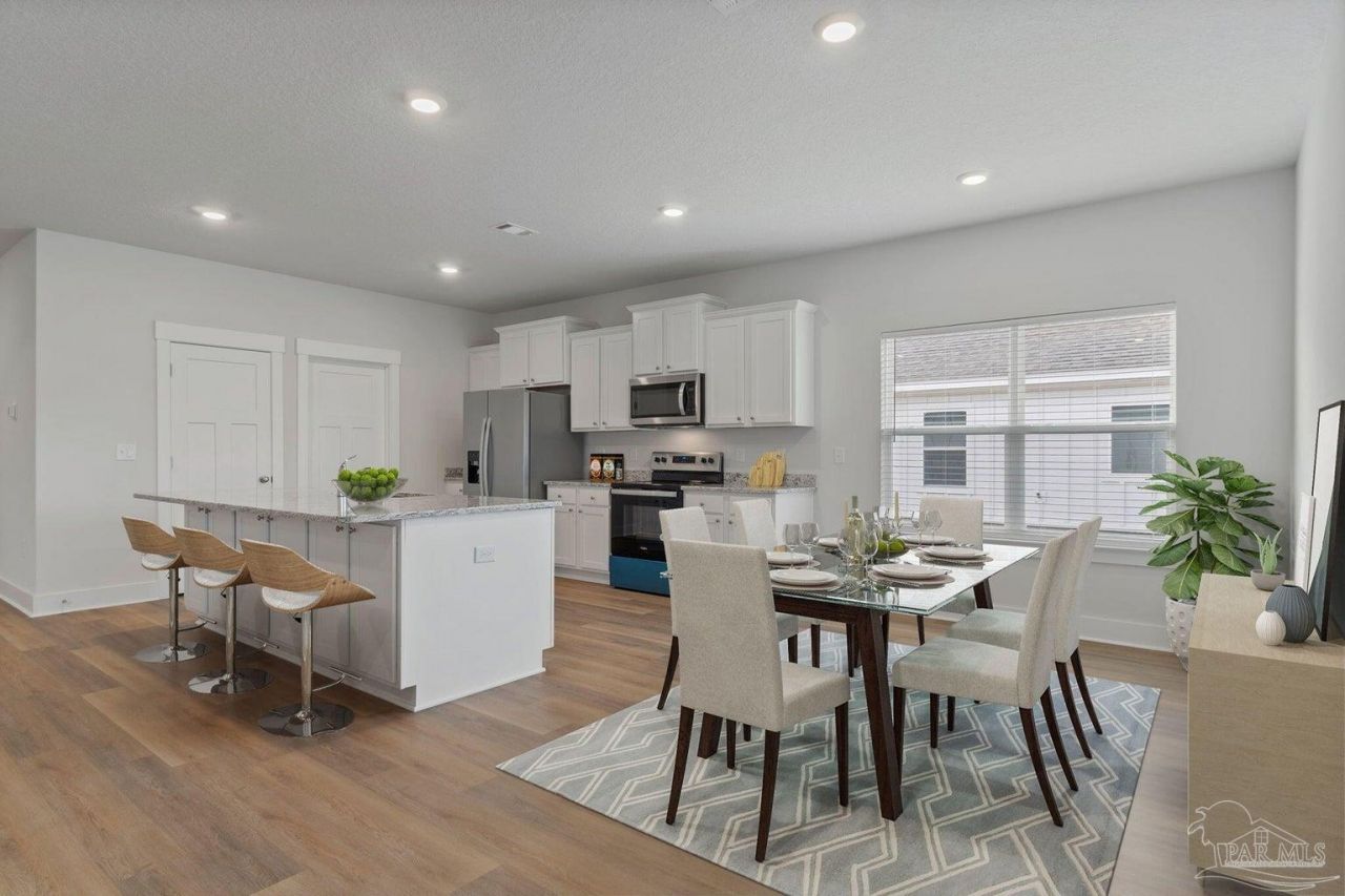 6615 Forest Bay Ave, Gulf Breeze, FL 32563 Main Photo