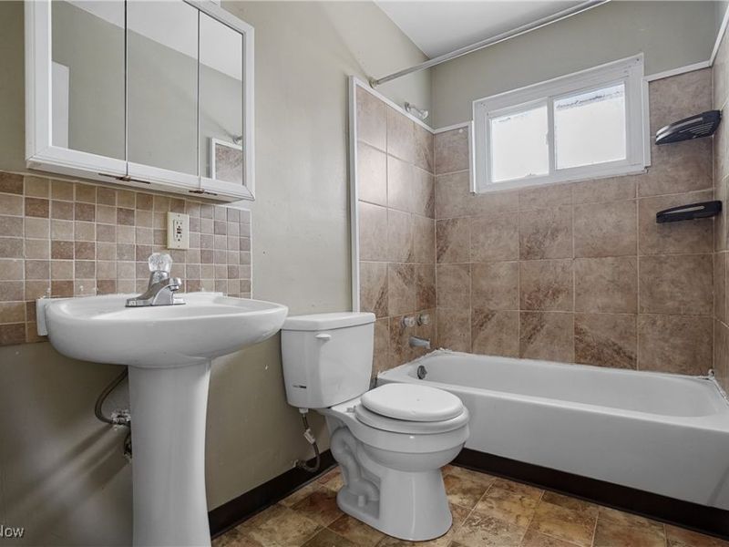 1162-1164 Tonawanda Avenue, Akron, OH 44305 Photo 12