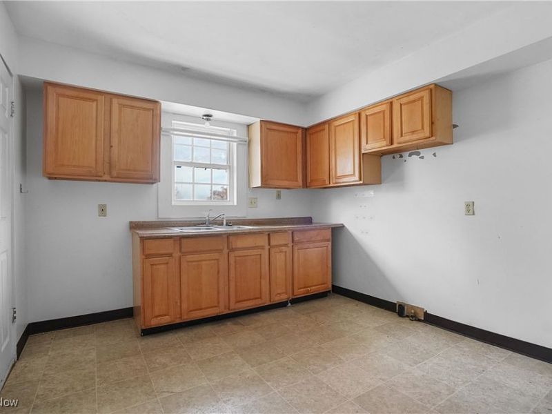 1162-1164 Tonawanda Avenue, Akron, OH 44305 Photo 13