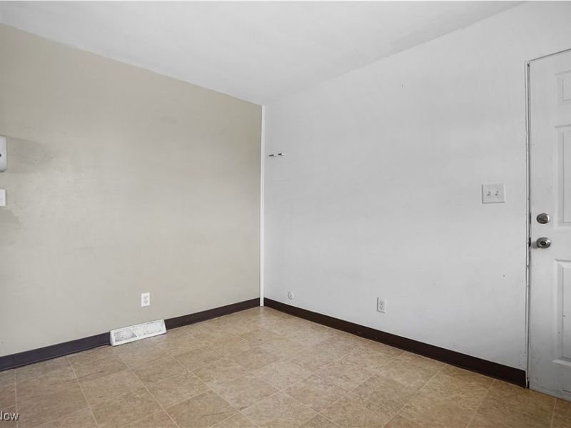 1162-1164 Tonawanda Avenue, Akron, OH 44305 Photo 15