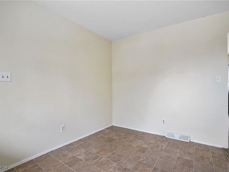 1162-1164 Tonawanda Avenue, Akron, OH 44305 Photo 18