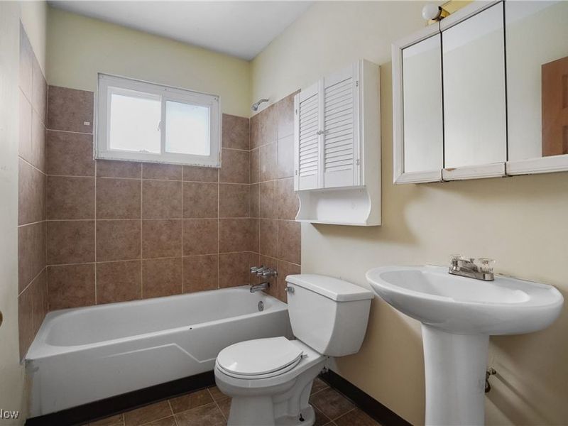 1162-1164 Tonawanda Avenue, Akron, OH 44305 Photo 26