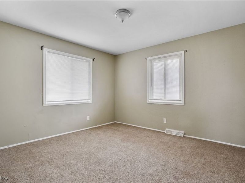 1162-1164 Tonawanda Avenue, Akron, OH 44305 Photo 8