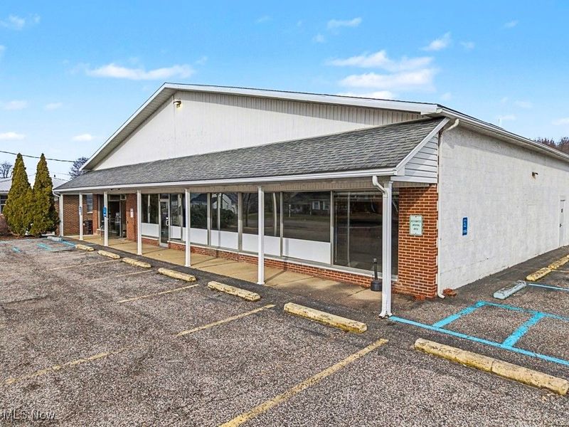 2906 Washington Boulevard, Belpre, OH 45714 Photo 2