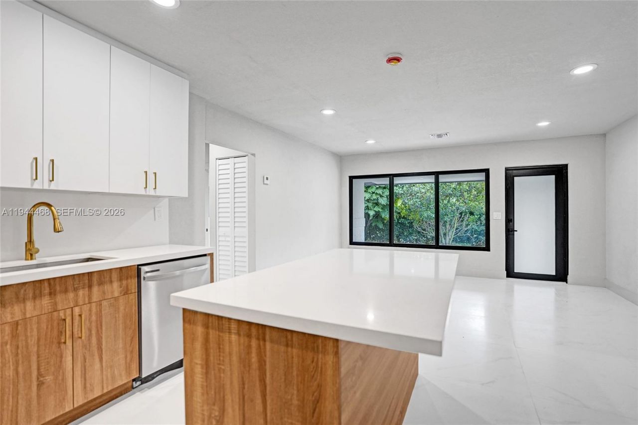 3171 Jackson Blvd , Fort Lauderdale, FL 33312 Photo