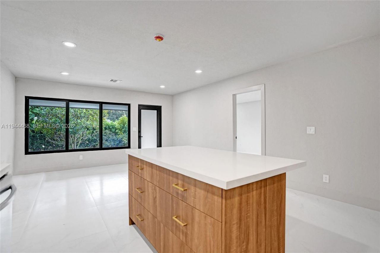 3171 Jackson Blvd , Fort Lauderdale, FL 33312 Photo