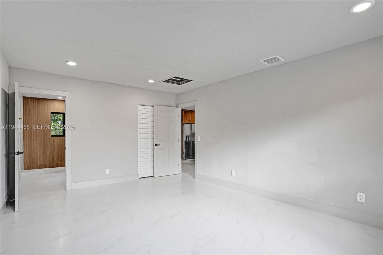 3171 Jackson Blvd , Fort Lauderdale, FL 33312 Photo