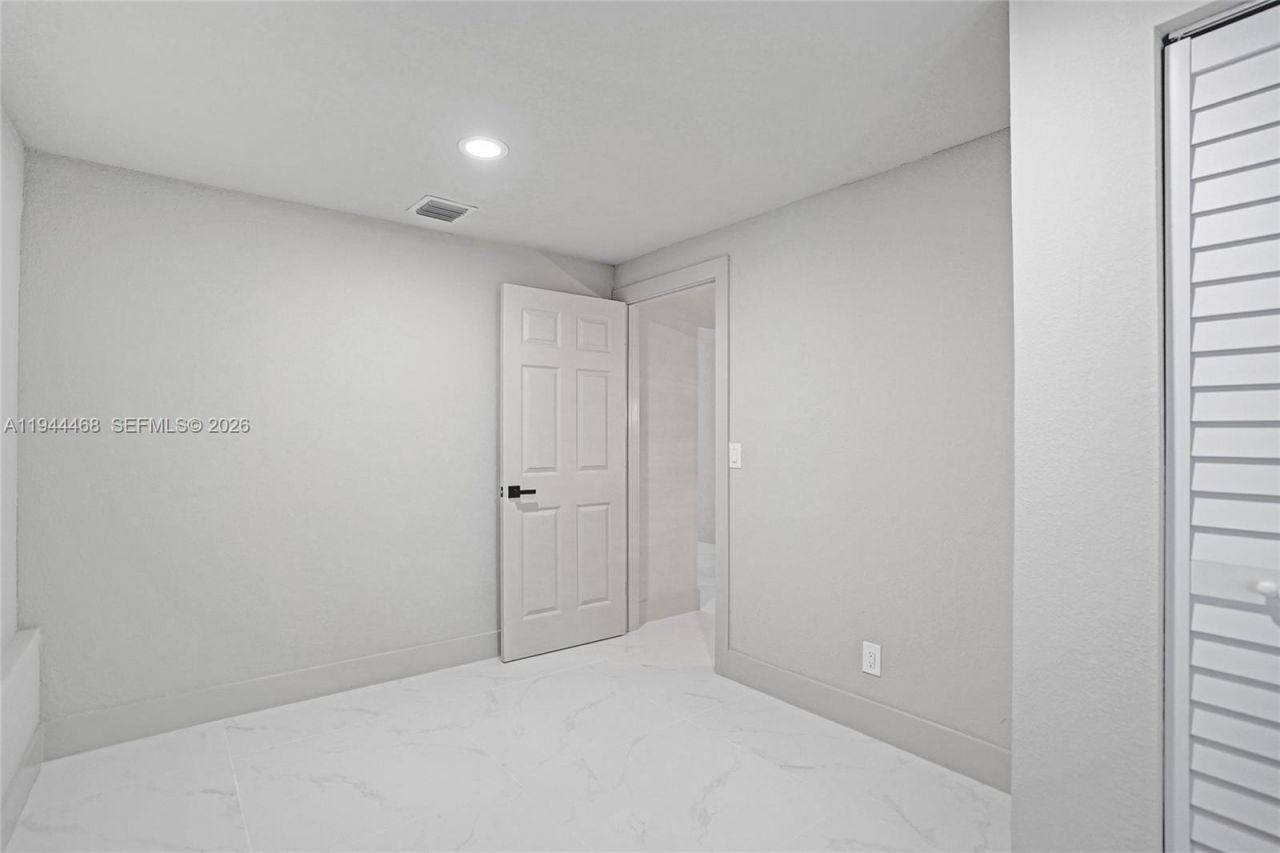 3171 Jackson Blvd , Fort Lauderdale, FL 33312 Photo