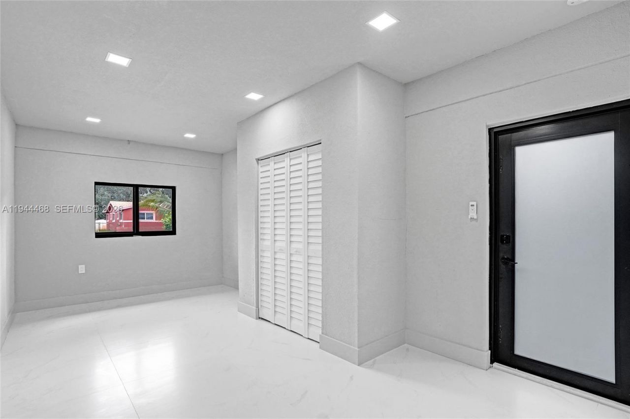 3171 Jackson Blvd , Fort Lauderdale, FL 33312 Photo