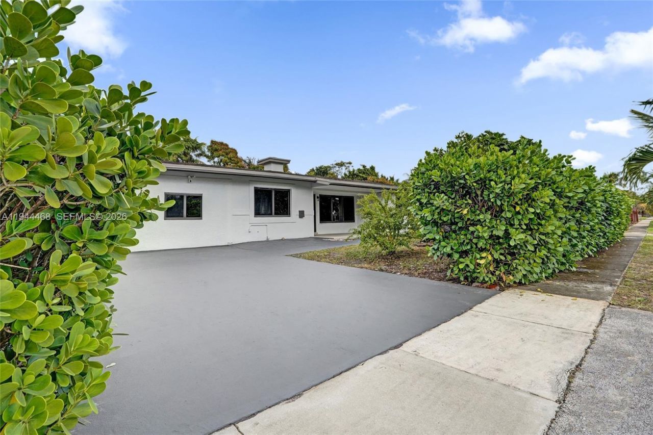 3171 Jackson Blvd , Fort Lauderdale, FL 33312 Photo