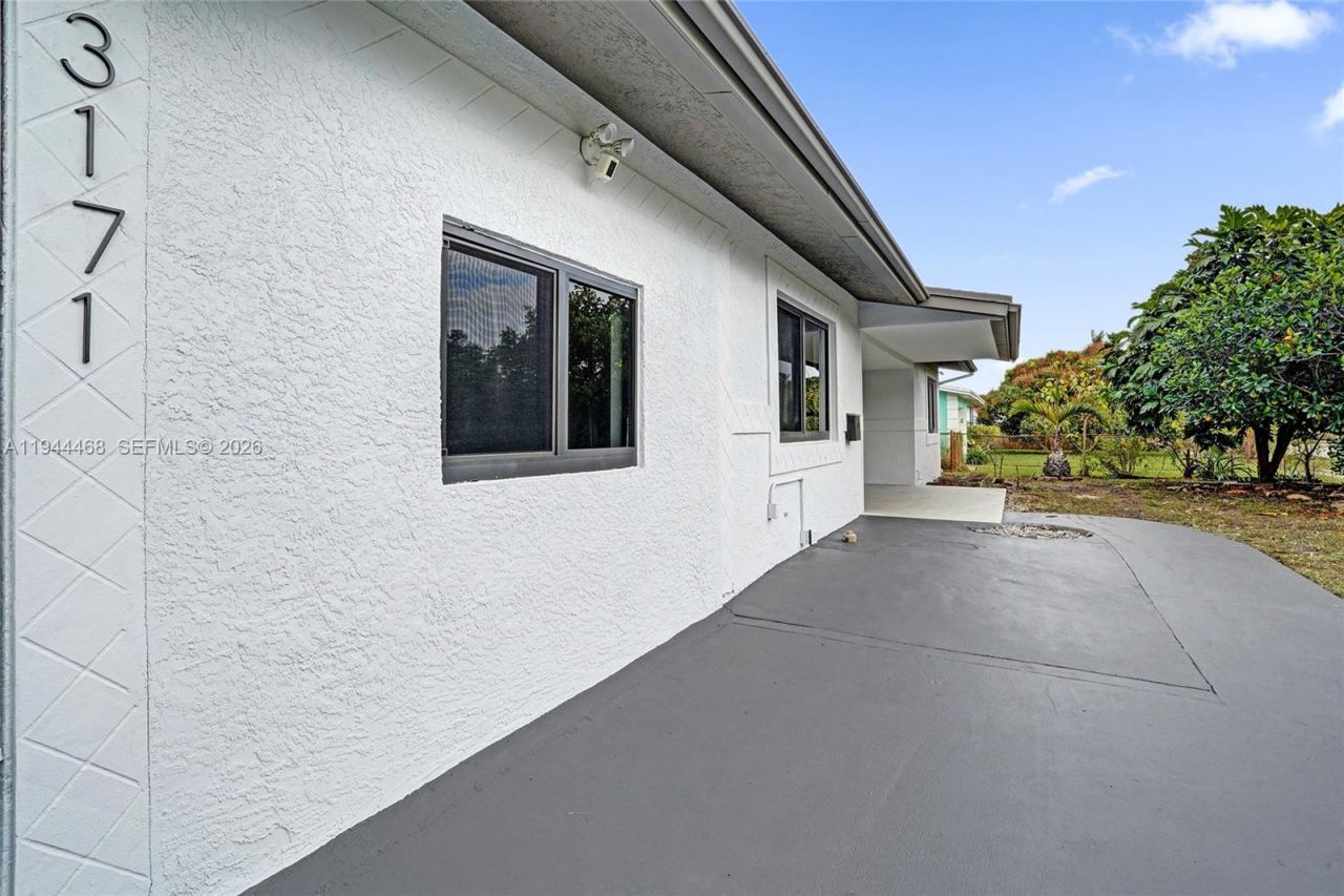 3171 Jackson Blvd , Fort Lauderdale, FL 33312 Photo