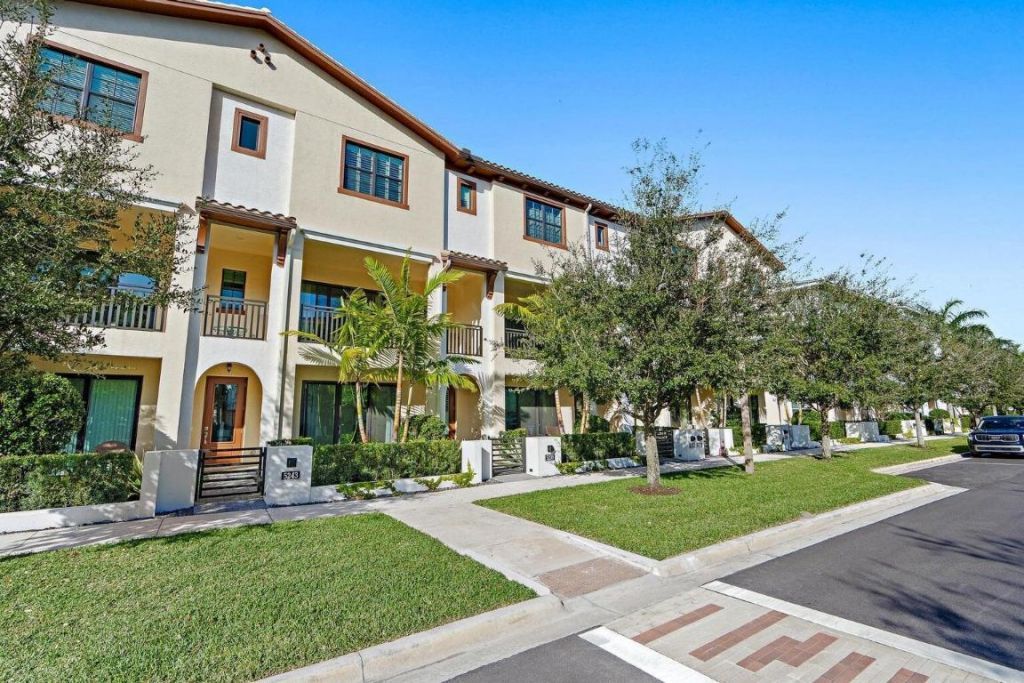 5239 Beckman Terrace, Palm Beach Gardens, FL 33418 Photo