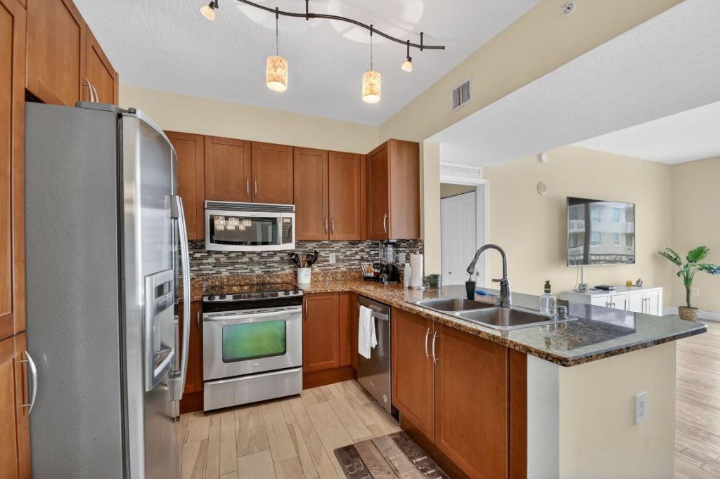 450 N Federal Highway, Unit 1110, Boynton Beach, FL 33435 Photo