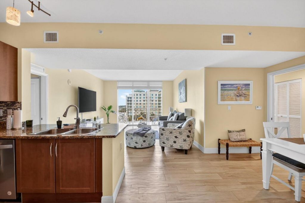 450 N Federal Highway, Unit 1110, Boynton Beach, FL 33435 Photo