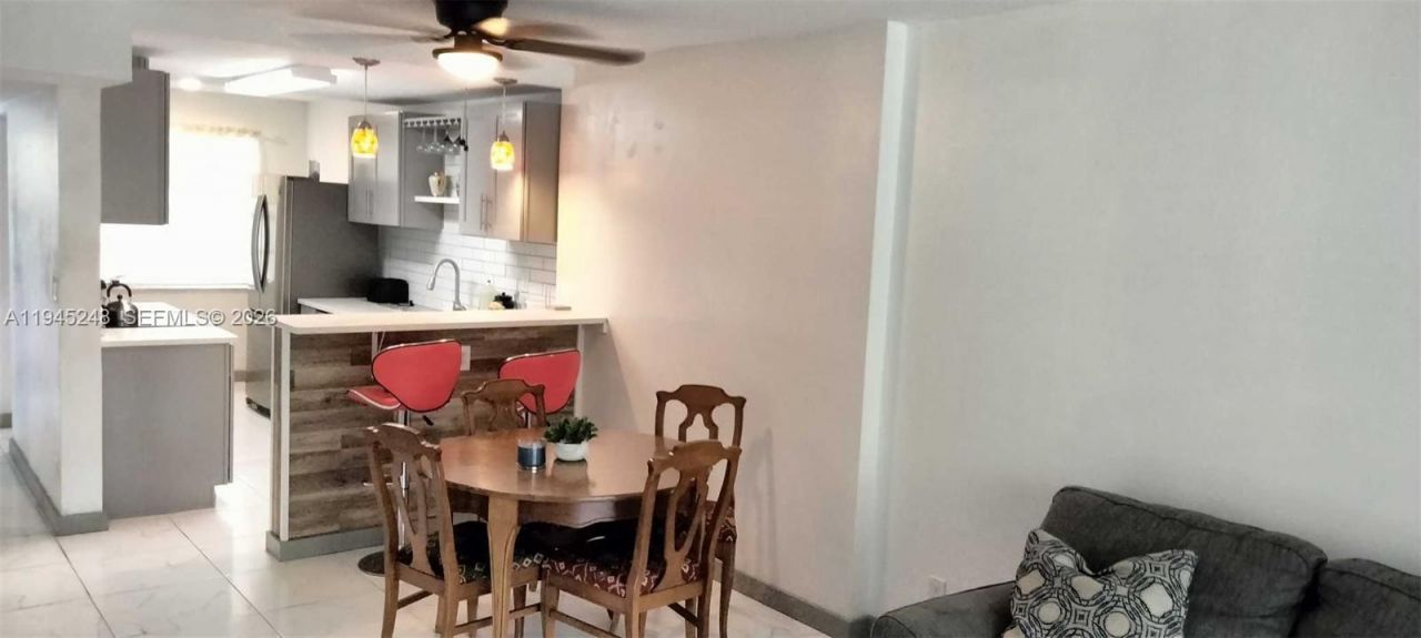 3001 NW 48th Ave , Unit 333, Lauderdale Lakes, FL 33313 Photo