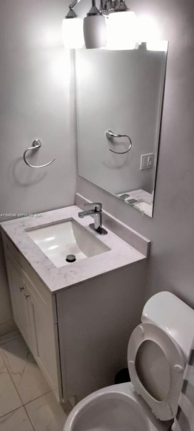 3001 NW 48th Ave , Unit 333, Lauderdale Lakes, FL 33313 Photo