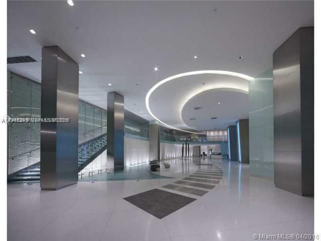 92 SW 3rd St, Unit 2006, Miami, FL 33130 Photo