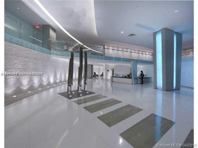 92 SW 3rd St, Unit 2006, Miami, FL 33130 Photo