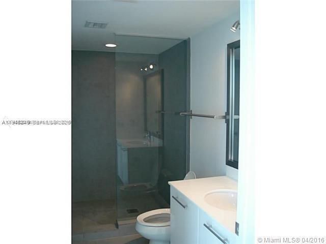 92 SW 3rd St, Unit 2006, Miami, FL 33130 Photo