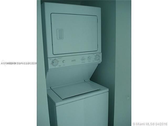 92 SW 3rd St, Unit 2006, Miami, FL 33130 Photo