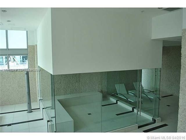92 SW 3rd St, Unit 2006, Miami, FL 33130 Photo