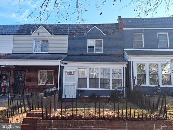 211 34TH STREET NE, WASHINGTON, DC 20019