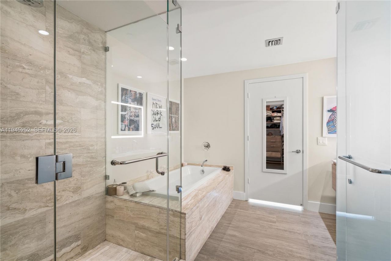 2900 NE 7th Ave , Unit 2309, Miami, FL 33137 Photo