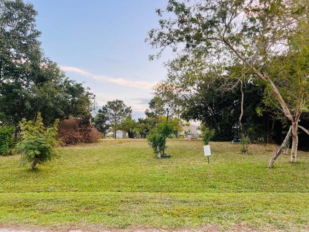 1162 SW Fargo Avenue, Port Saint Lucie, FL 34953 Photo