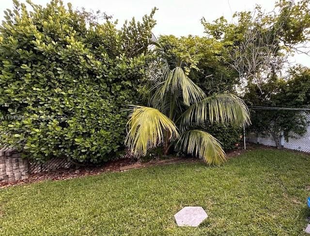 231 W Lake Dr , Unit ., Pembroke Park, FL 33009 Photo
