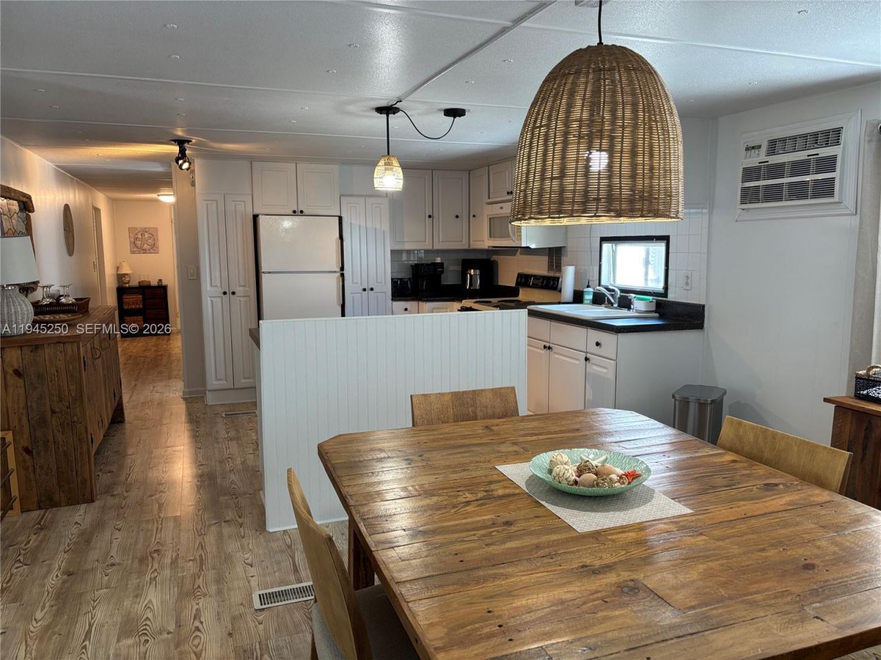 231 W Lake Dr , Unit ., Pembroke Park, FL 33009 Photo