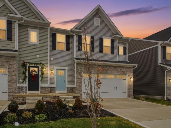 3876 Coach Trail, Grove City, OH 43123