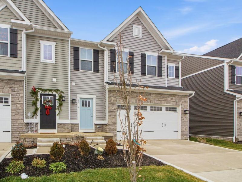 3876 Coach Trail, Grove City, OH 43123 Photo 1