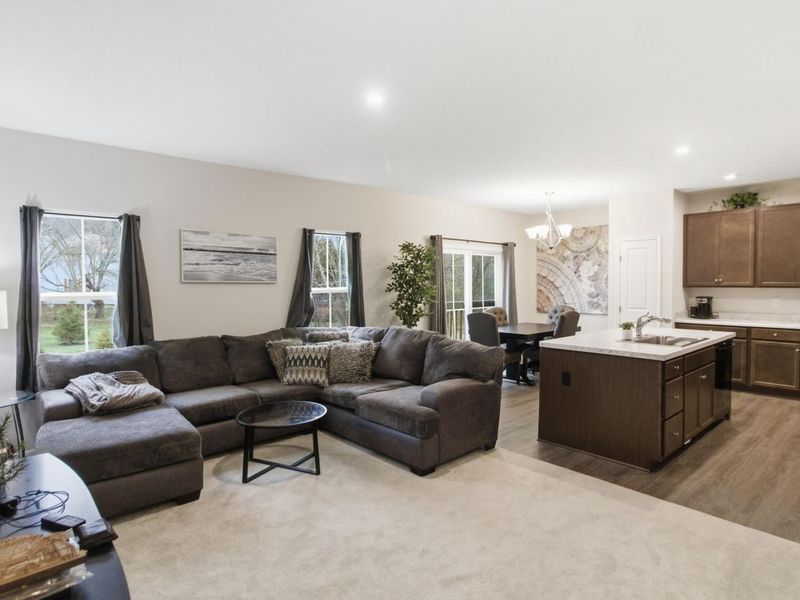 3876 Coach Trail, Grove City, OH 43123 Photo 2