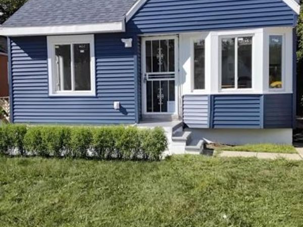 16291 Fairmount Drive, Detroit, MI 48205