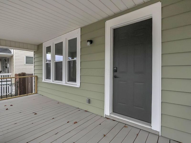 693 Thurman Avenue, Columbus, OH 43206 Photo 4