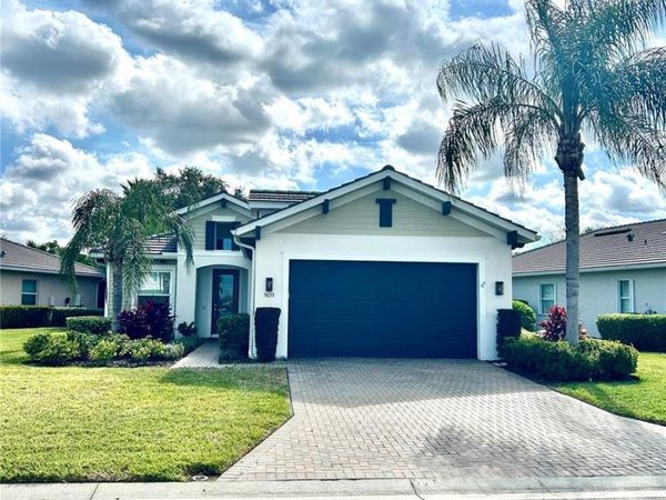 5033 LAKE OVERLOOK AVENUE, BRADENTON, FL 34208