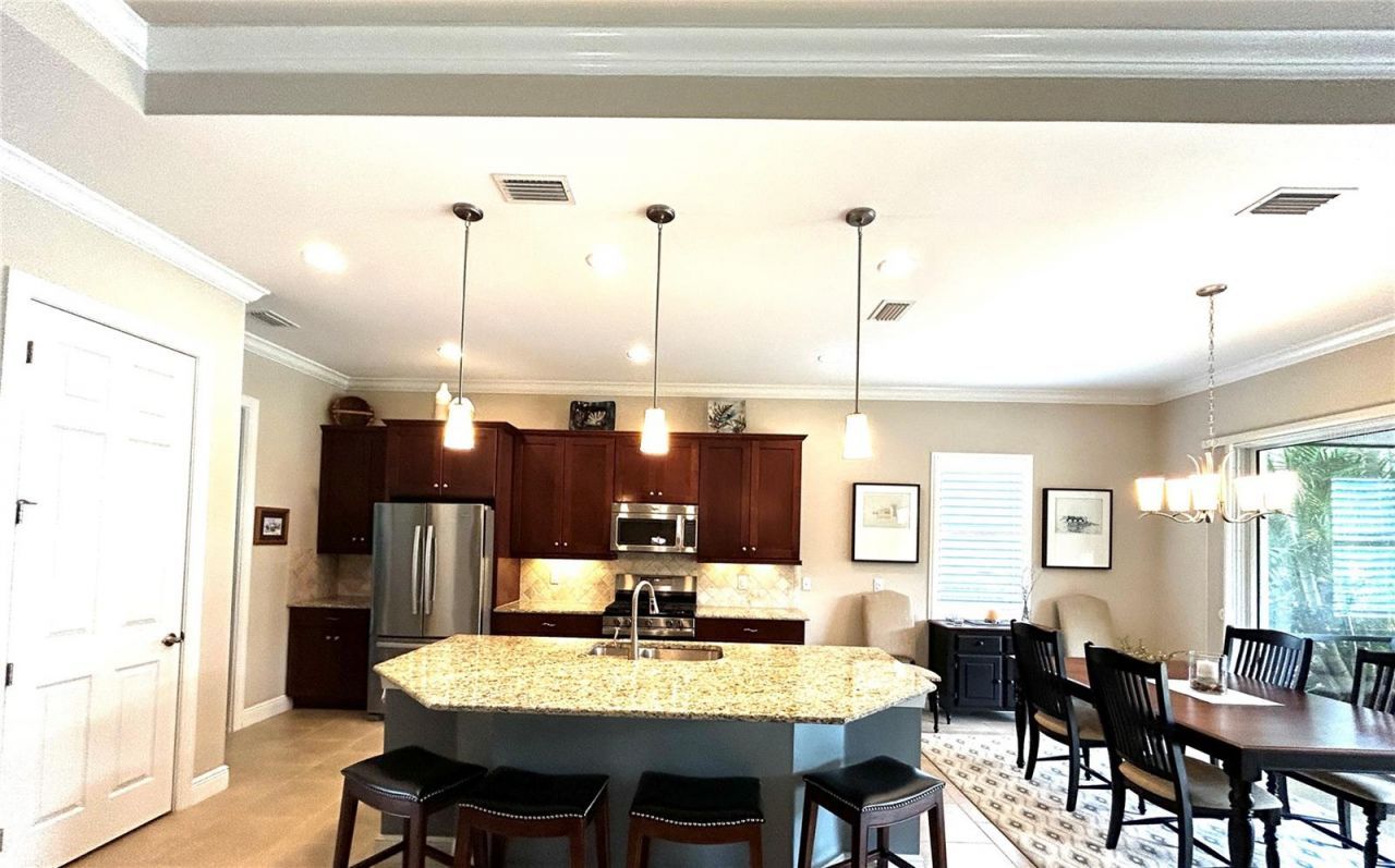 5033 Lake Overlook Avenue, Bradenton, FL 34208 Photo