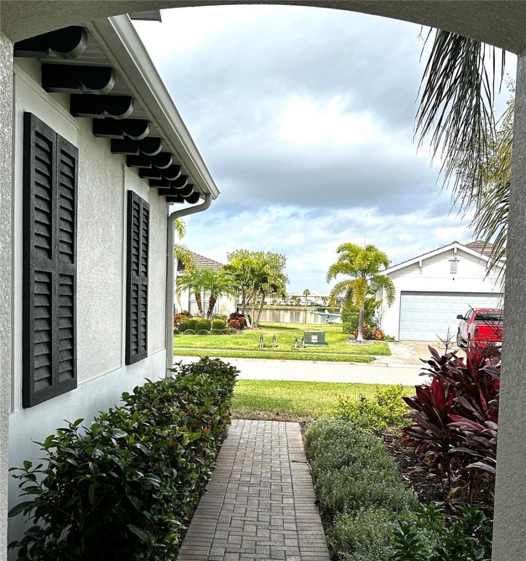 5033 Lake Overlook Avenue, Bradenton, FL 34208 Photo