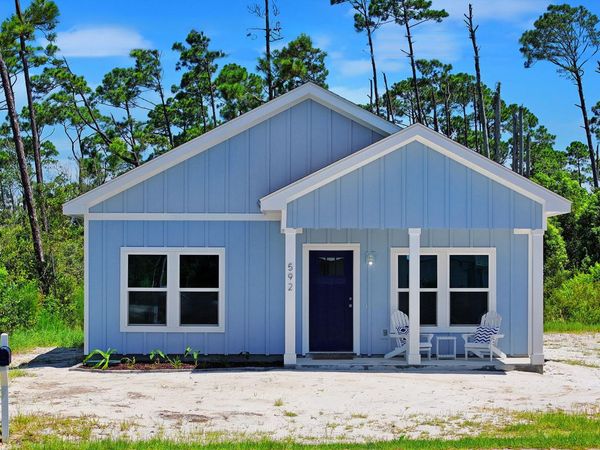 592 Bonnet Street, Port St Joe, FL 32456