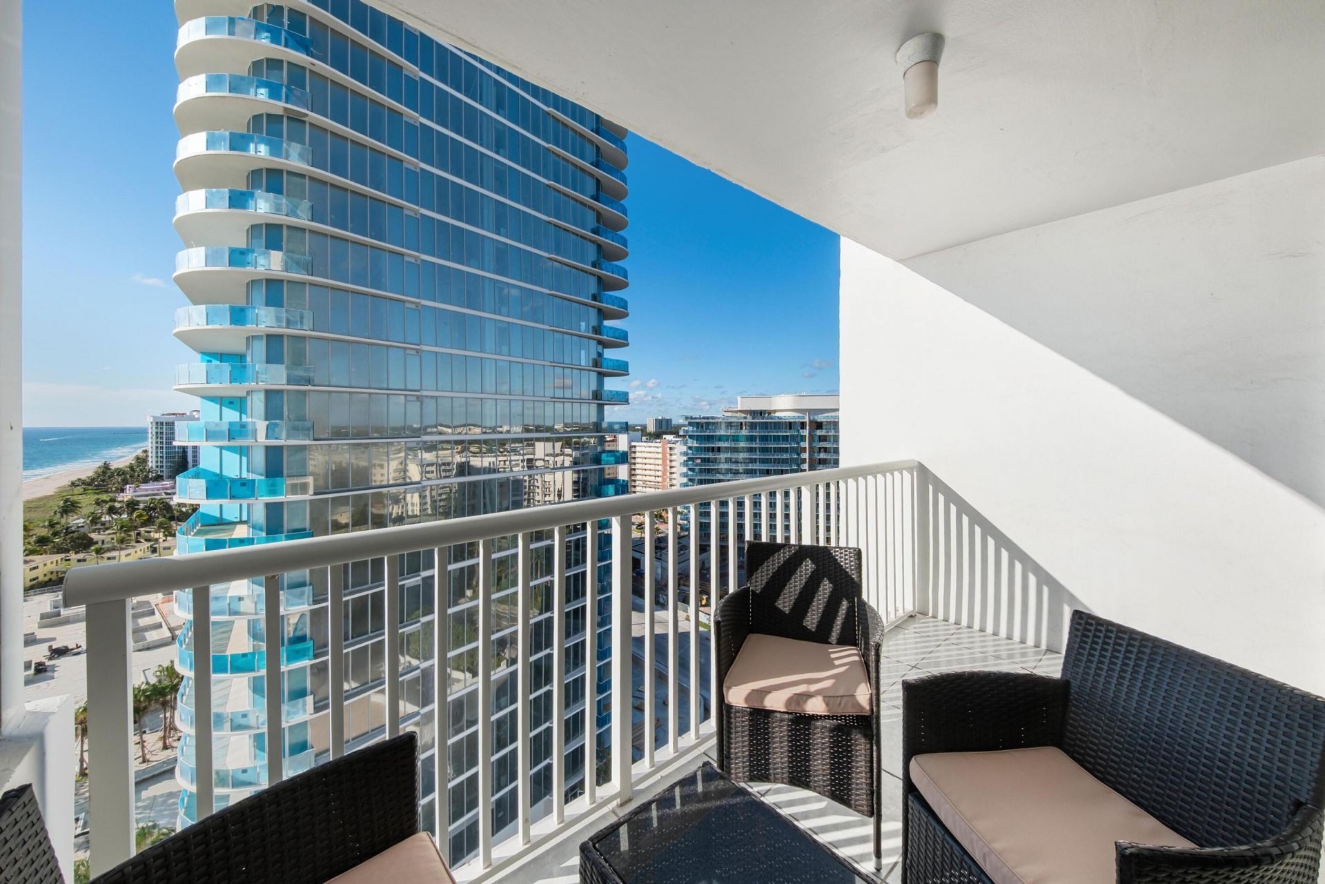 1370 S Ocean Boulevard, Unit 1703, Pompano Beach, FL 33062 Photo