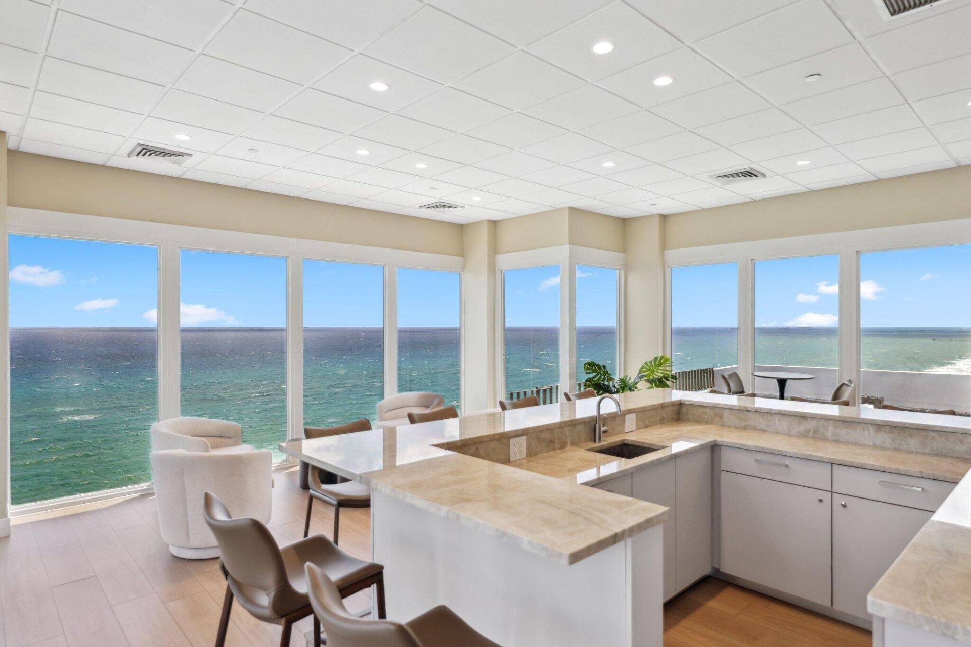 1370 S Ocean Boulevard, Unit 1703, Pompano Beach, FL 33062 Photo