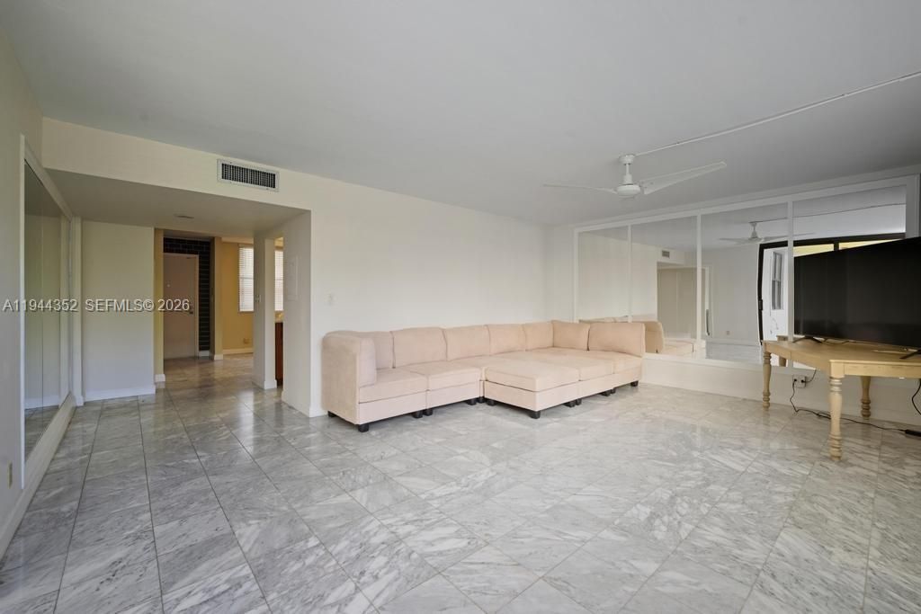 3350 NE 192nd St, Unit 2K-B, Aventura, FL 33180 Photo