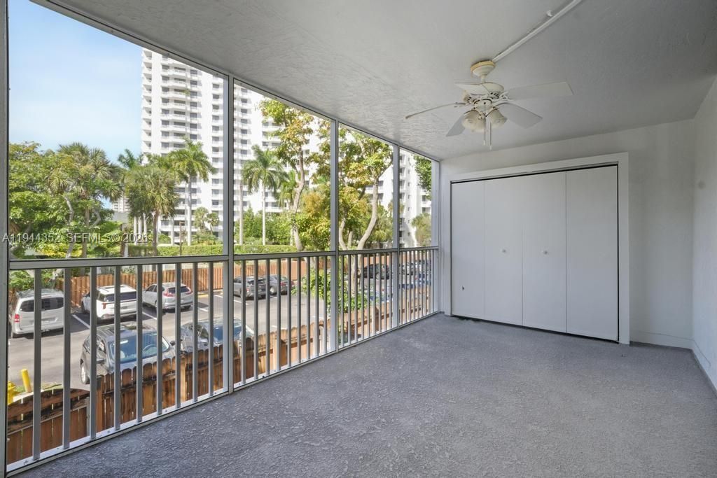 3350 NE 192nd St, Unit 2K-B, Aventura, FL 33180 Photo