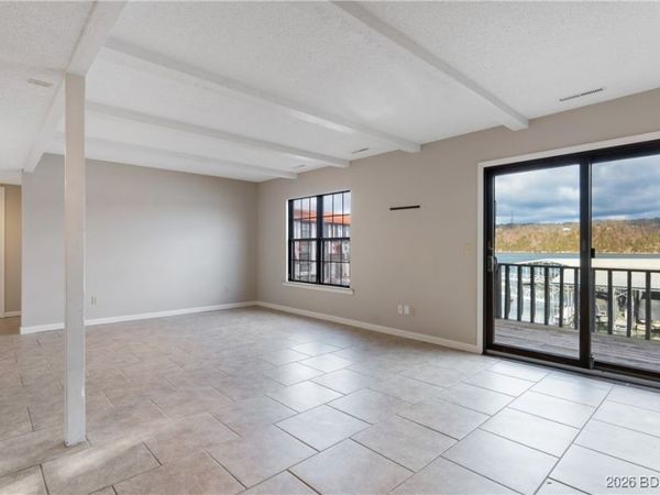 267 Osage Heritage Drive, Unit 2D, Linn Creek, MO 65052